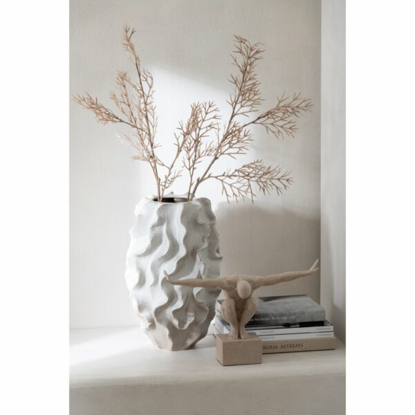 athlete sur socle effet marbre poly sable large decor vase